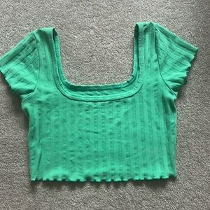 Aerie offline green ribbed lettuce trim cropped tee
